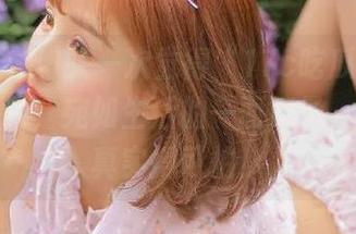 头一次觉得“17c吃瓜”上的那些视频，宛如生活的一面镜子，哈哈，真实得可怕！