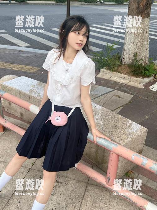 17c黑料 走,“17c黑料”带你永不迷路,进入爆料的奇妙仙境!