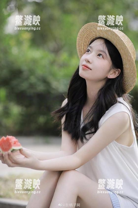 不谈爱情，只谈‘资源’，www.51吃瓜，土豪我们走！