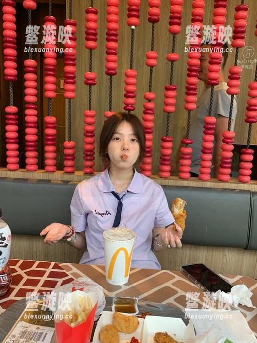 51黑料 跟随51黑料吃瓜线路,今天的八卦安装包已经更新!