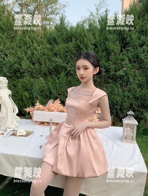 别急着往前走，先来52cg传送门，收获今天的“剁手”乐趣！
