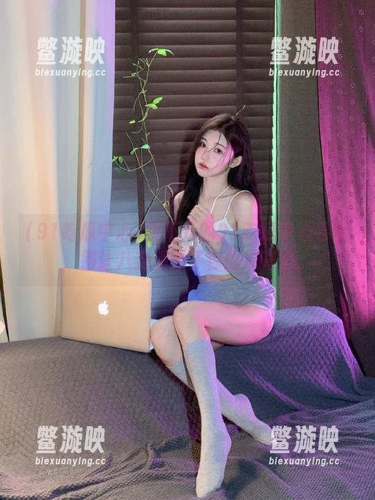 91吃瓜中心 绕不开的91吃瓜中心导航,别让八卦溜走了你的好奇心。
