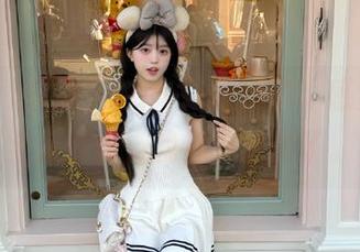 最近“cgw”更新了，感觉里面全是怪事，我都有点懵了。