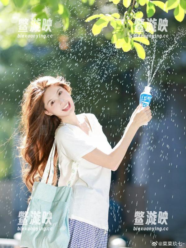 来hl155.ccm黑料传送门，保你永远是那个睁大眼睛的吃瓜群众！