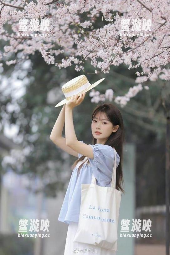 tttzzz tttzzz668.su网页跟我说,‘黑色幽默?来一箱!’