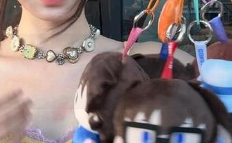 有谁跟我一样，点进mmzztt.com链接后，再也无法自拔？