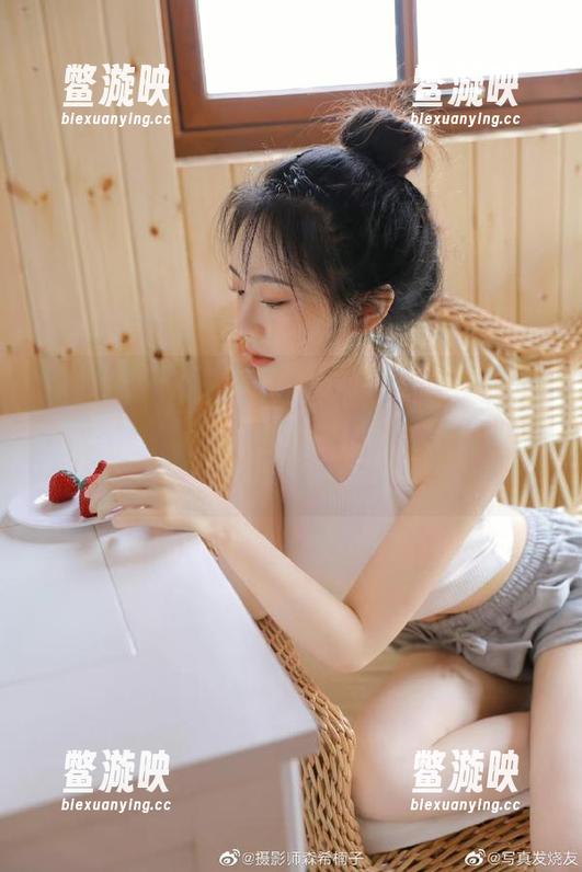 你们都知道“万篇长征黑料不打烊zzztttsu”的地址吗？我觉得应该写个使用手册，太复杂了。