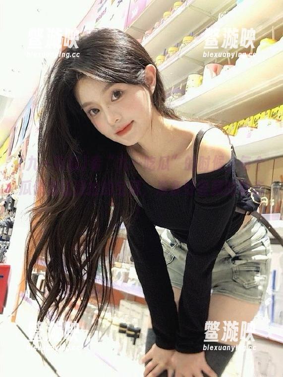 九一吃瓜 看“九一吃瓜”的时候,每个瓜像是让我捡的宝藏,准备好收藏的状态!