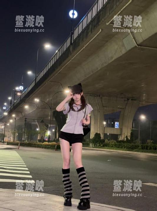 想知道五一吃瓜首页的独家爆料吗？说不清道不明的一堆戏码！