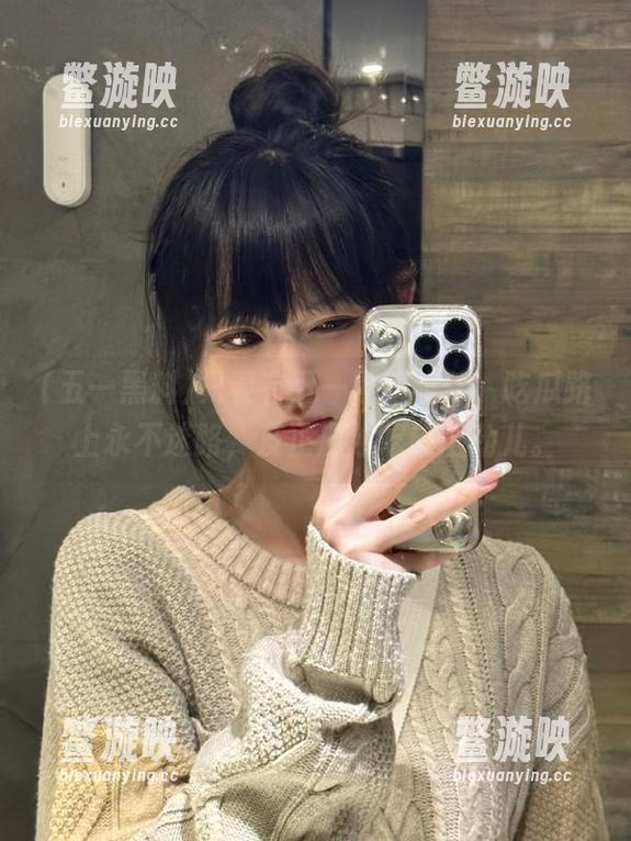 五一黑料 只要有五一黑料陪伴,吃瓜路上永不迷路,反正瓜越吃越上劲儿。