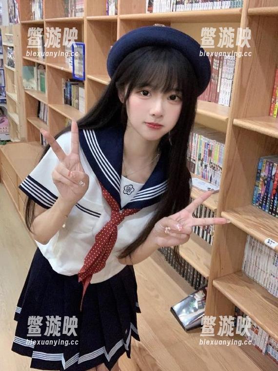 人人吃瓜网 人人吃瓜网苹果版:嘴巴闲着也要看瓜,看了不一定行,哈哈!