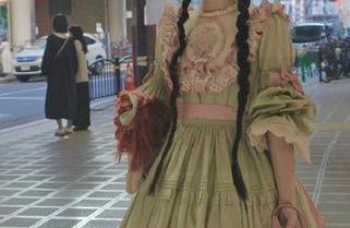 www.51吃瓜网：下载后，友情的小秘密不再藏着掖着？