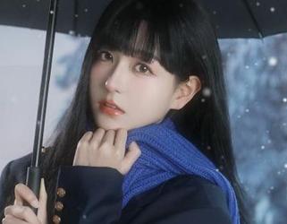 在线免费导航，为你开启吃瓜网的无限可能，吃瓜：（心心眼）
