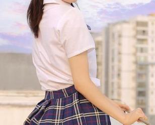 只需登陆“吃瓜网站”，热搜更新肆无忌惮，跟我一块儿乐享这荡气回肠的八卦吧。