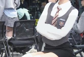 听说快手上的奇妙瞬间，多么想先下载“吃瓜网站”再去追赶热潮哦。