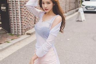 我要吃瓜网发布独家追踪：明星们的真实吃瓜现场！