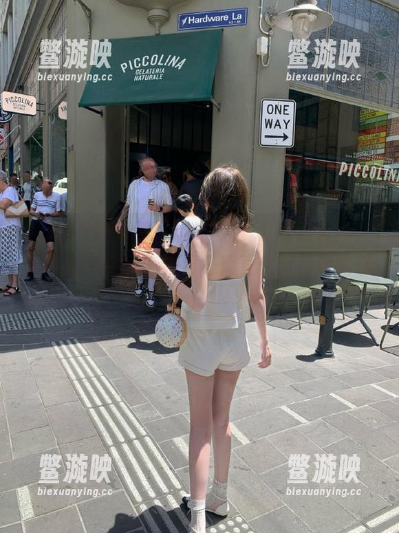 黑料51 观看黑料51大赛,脑洞大开,所有爆料的离谱程度,简直优雅得像喝茶!