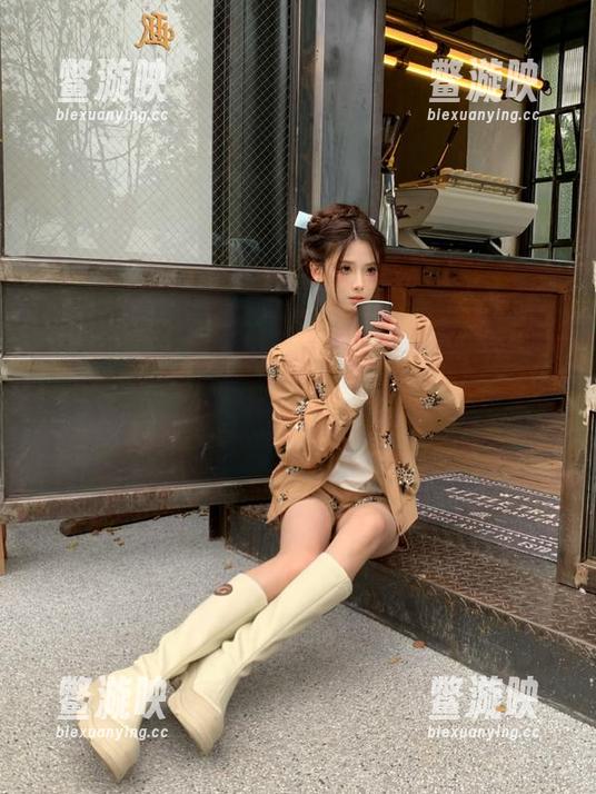 黑料冲哥 直达黑料冲哥的一字马!看得我想问:还要不要我给票圈打个Call?