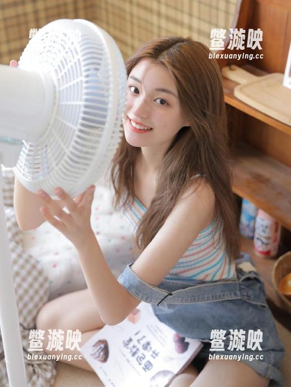 黑料吃瓜更新，竟有新的“资源”流出，哎哟，快来围观，别让好戏只属于我！