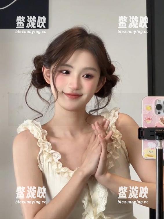 无聊打发时间，黑料网的网站不打烊，真好，我也可以任性追求八卦。